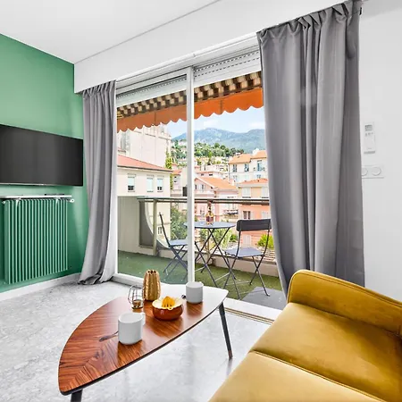 Climatise Avec Balcon A Apartman *