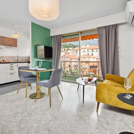 Apartman Climatise Avec Balcon A *